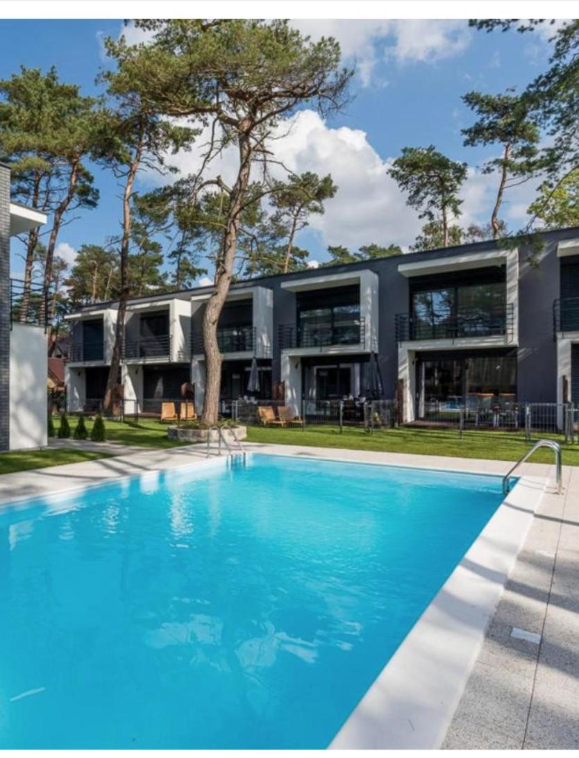 Prestige House Apartament - 2 Sypialnie Z Ogrodkiem I Basenem Pobierowo Eksteriør bilde